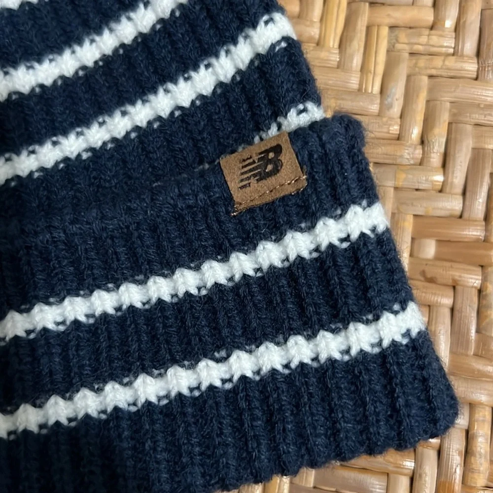New Balance navy blue and white striped knit beanie - Picture 2 of 4